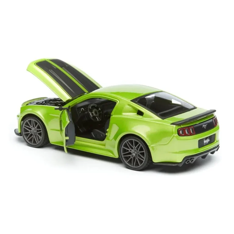 Maisto 1:24 2014 Ford Mustang Street Racer Yeşil Metal Model Araba - 31506 - Görsel 5